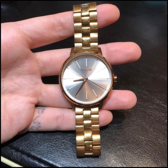 Nixon Kensington Gold Watch - Picture 2 of 4